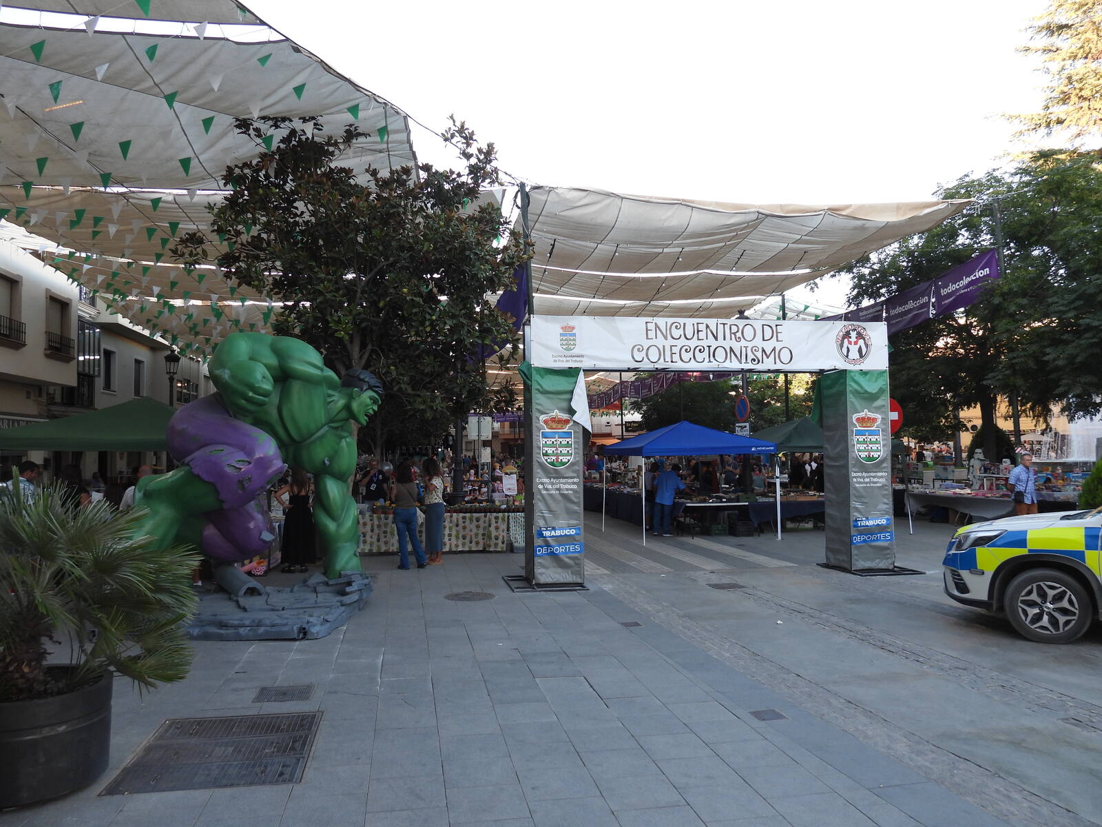 Entrada de la carpa del Encuentro de Coleccionismo de Villanueva del Trabuco